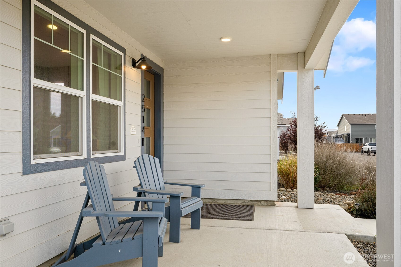 2514 N Benjamin Lane