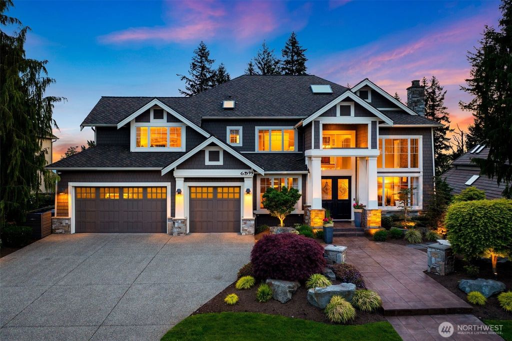 Photo of 6599 170th Place SE, Bellevue, WA 98006 (MLS # 2522614)
