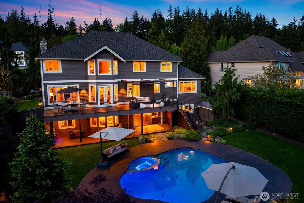 Photo of 6599 170th Place SE, Bellevue, WA 98006 (MLS # 2522614)