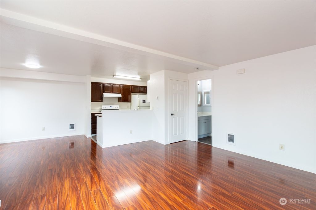 Photo of 2902 13th st St #3D, Everett, WA 98201 (MLS # 2233816)