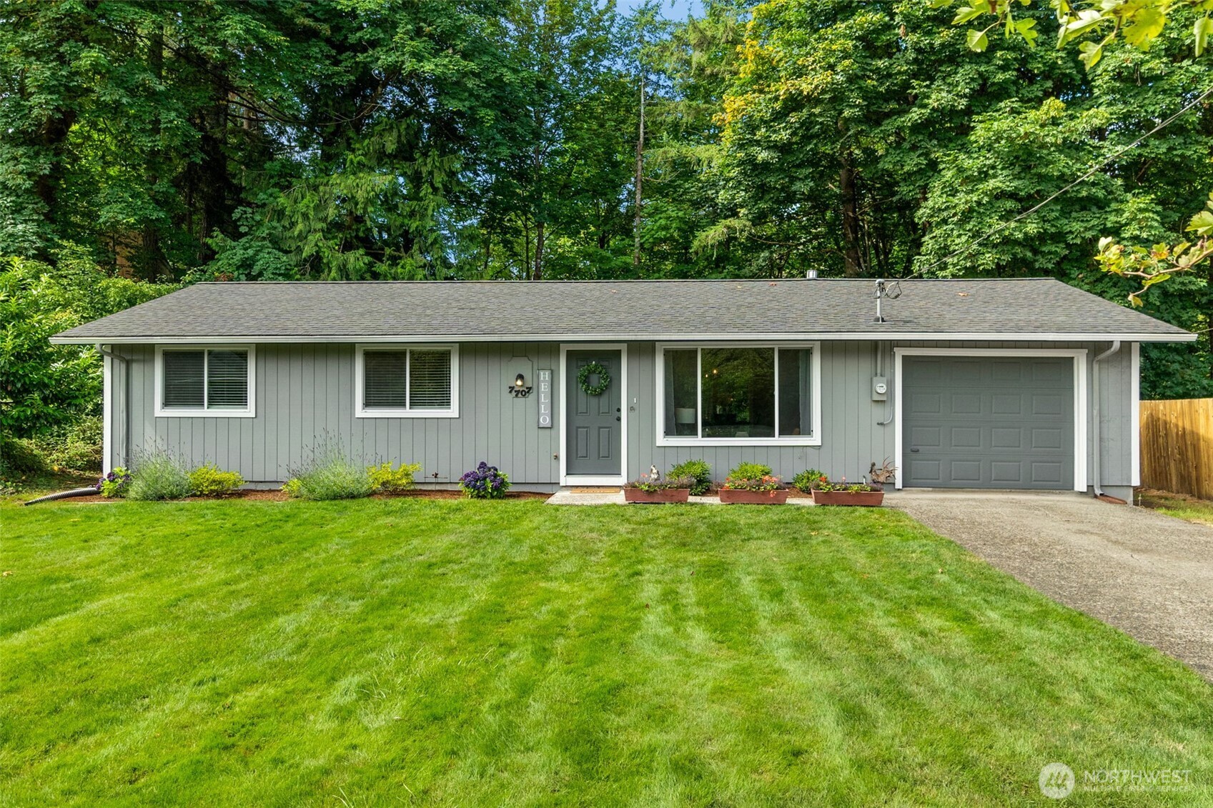 7707 Greenridge Loop SW