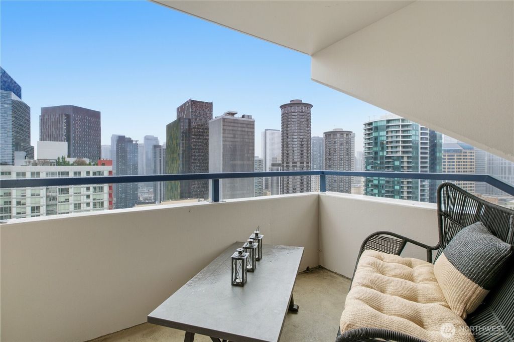 Photo of 2100 3rd Avenue #2606, Seattle, WA 98121 (MLS # 2460763)