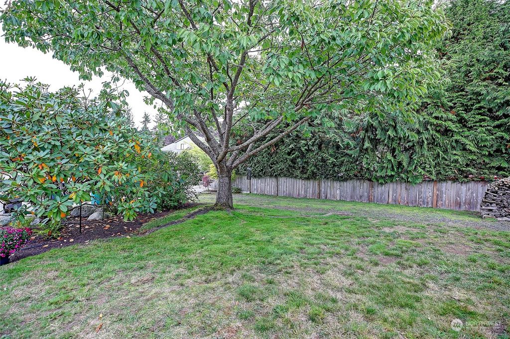 listing image 9365379479722101713