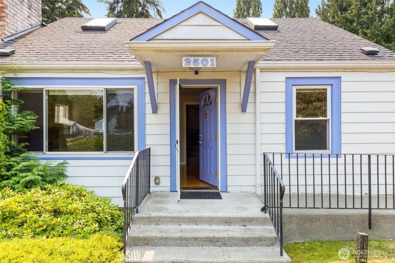 2501 SW 112th Street