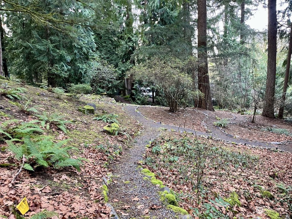 Photo of 0 Wildwood Boulevard SW, Issaquah, WA 98027 (MLS # 2209390)