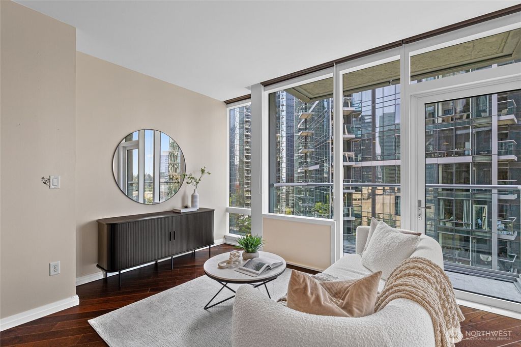 Photo of 500 106th Ave NE Ave #1109, Bellevue, WA 98004 (MLS # 2415287)