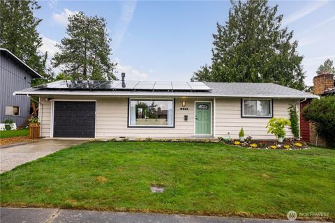 Photo of 2301 Jade Avenue, Everett, WA 98201 (MLS # 2522887)