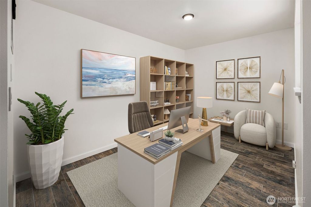 Photo of 1901 M Street NE #2005, Auburn, WA 98002 (MLS # 2407966)