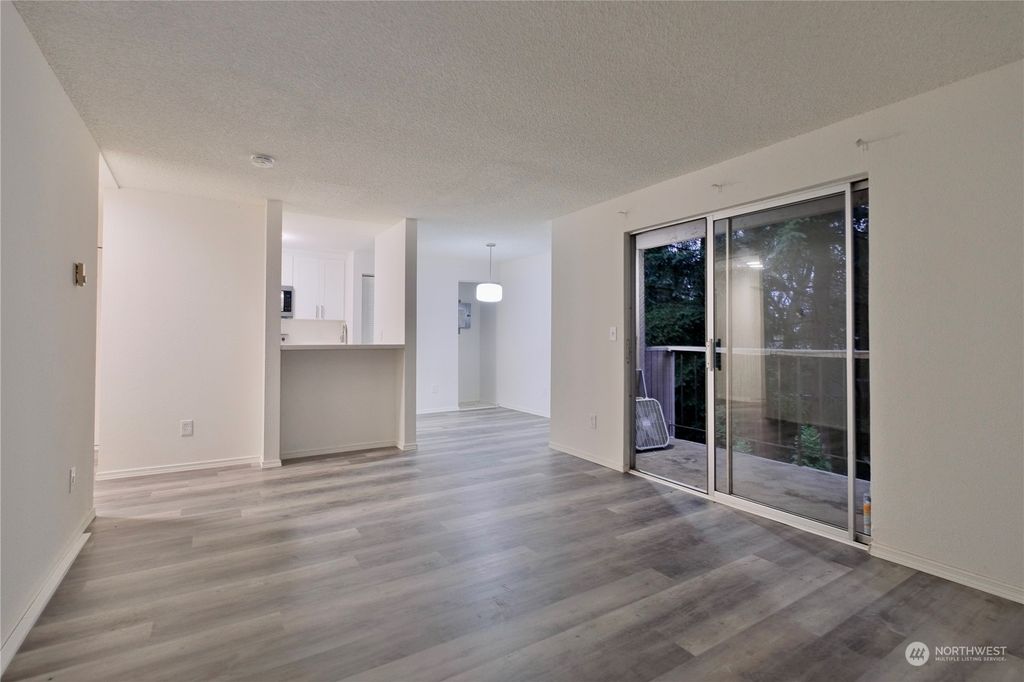 Photo of 32120 45th Place SW #C8, Federal Way, WA 98023 (MLS # 2168911)