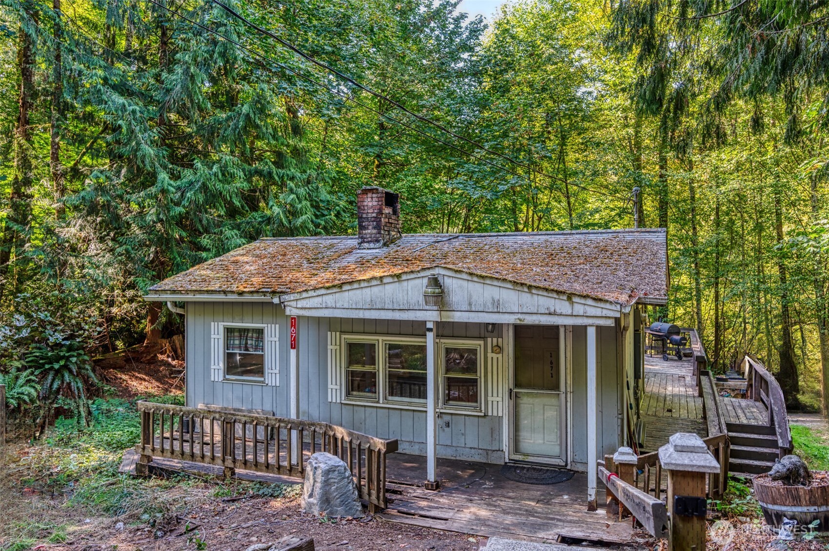 1671 NE Mission Creek Road