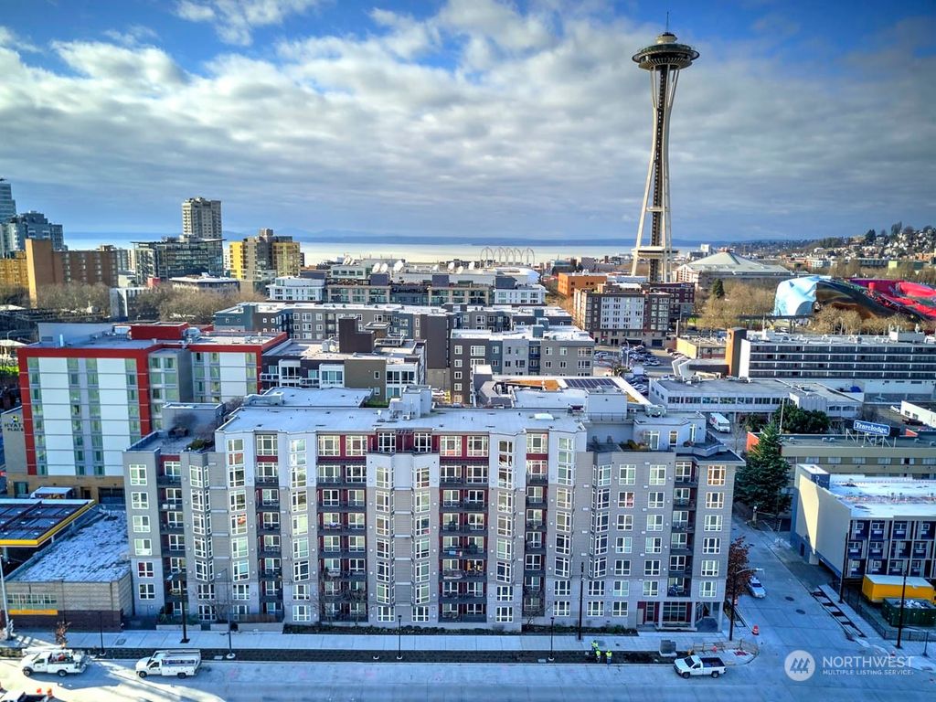 Photo of 699 John Street #613, Seattle, WA 98109 (MLS # 2038826)