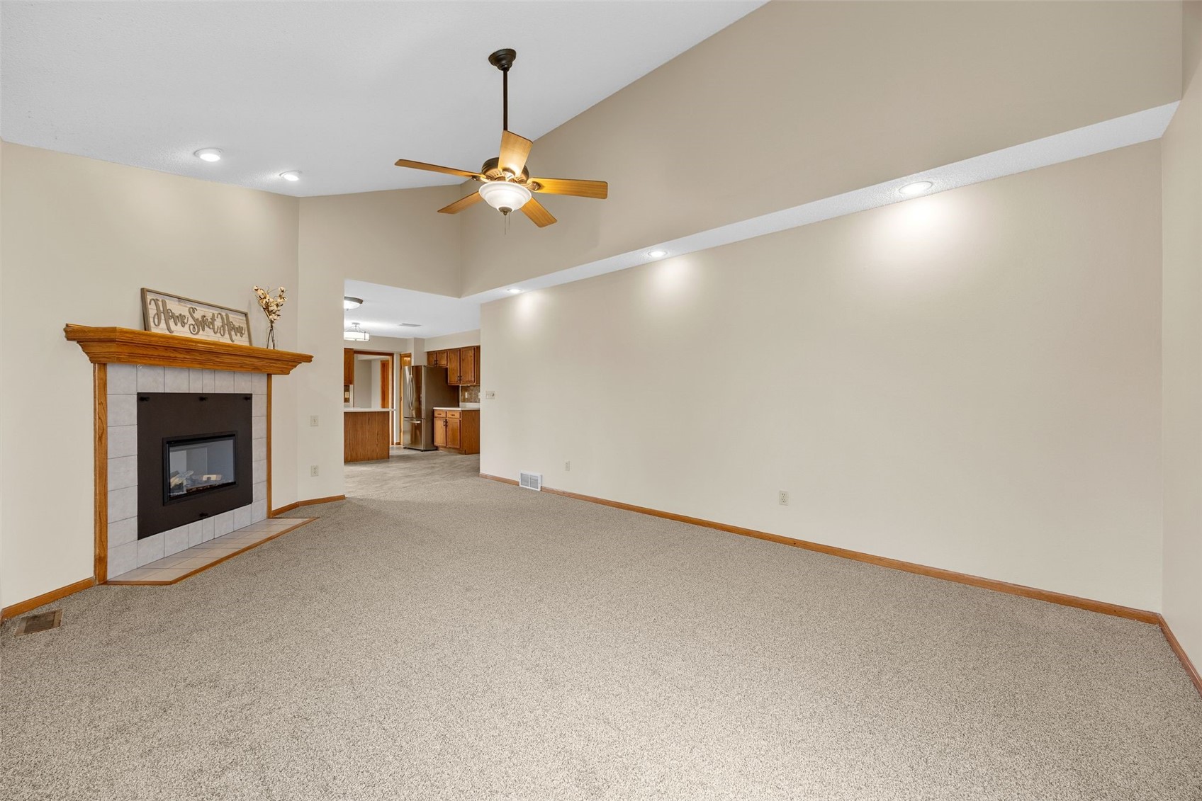 1306 Prairieview Drive NE