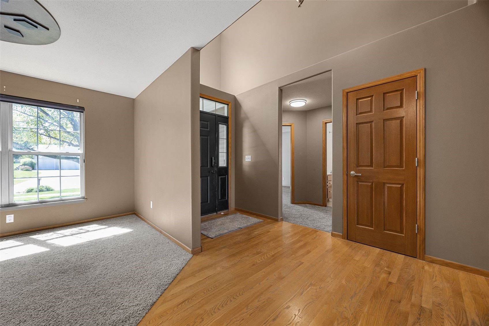 24 Sumter Avenue