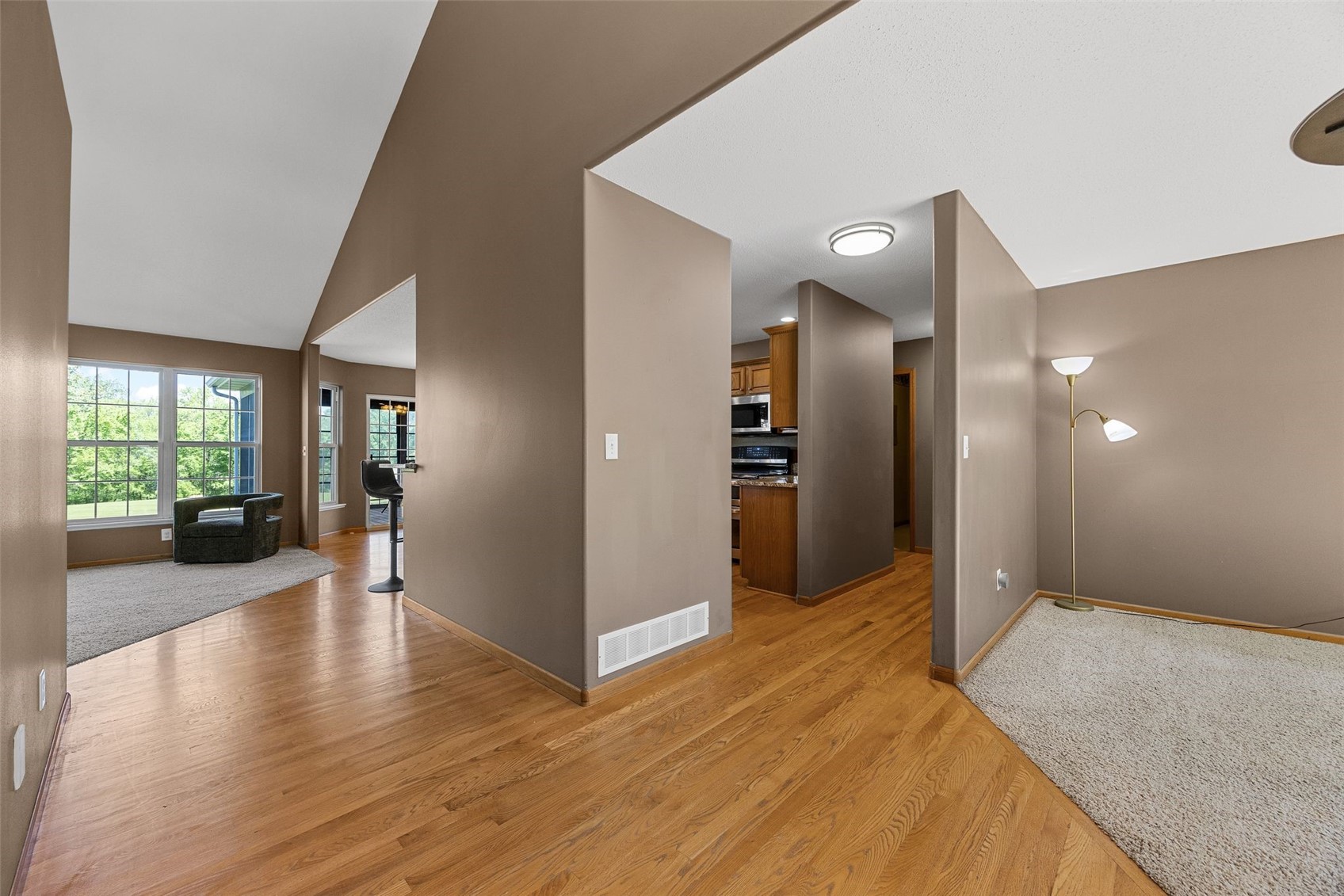 24 Sumter Avenue