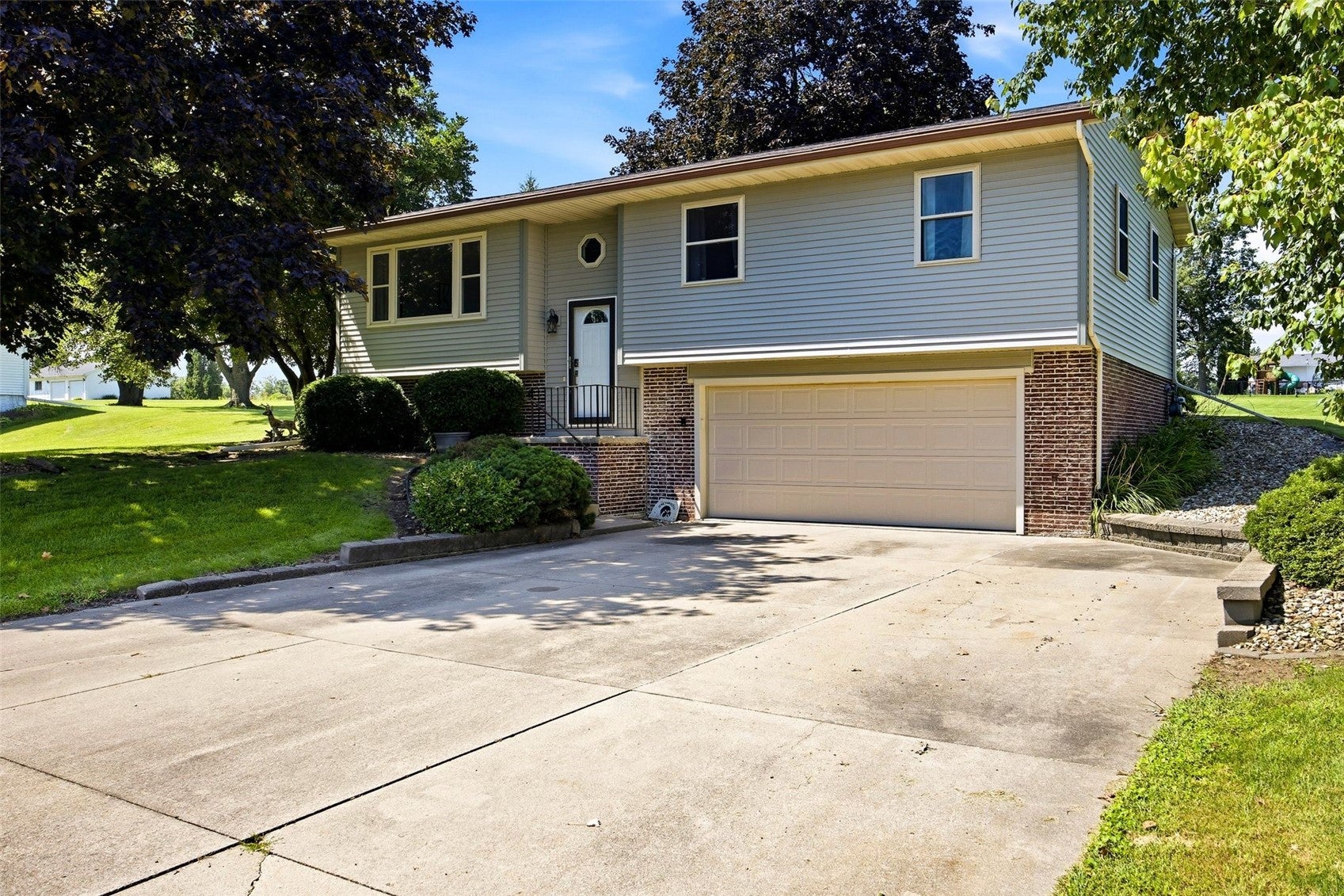 4900 Cedar View Drive