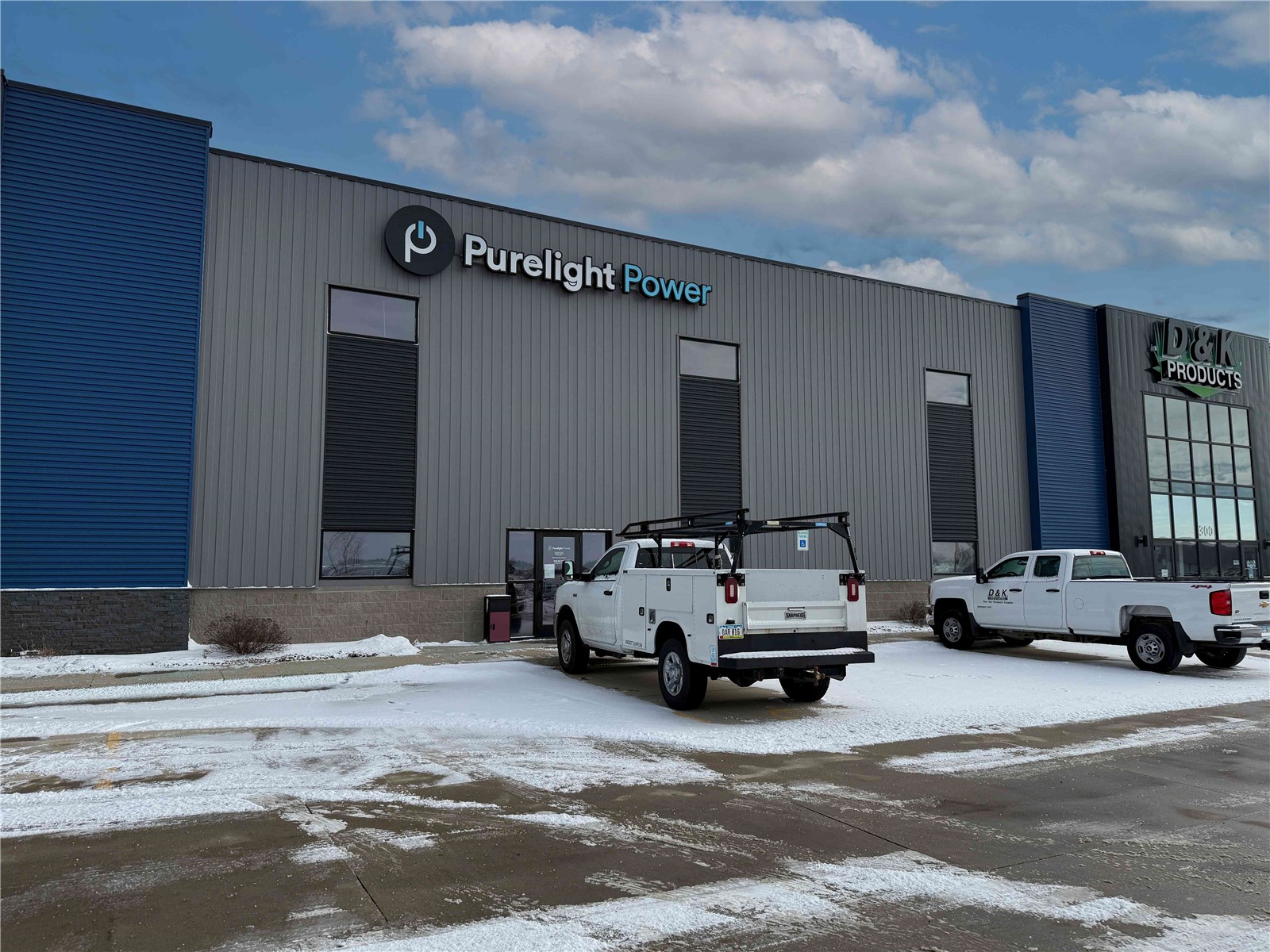 Photo 1 of 8 — 1575 Ketelsen Drive 200, Hiawatha, IA 52233