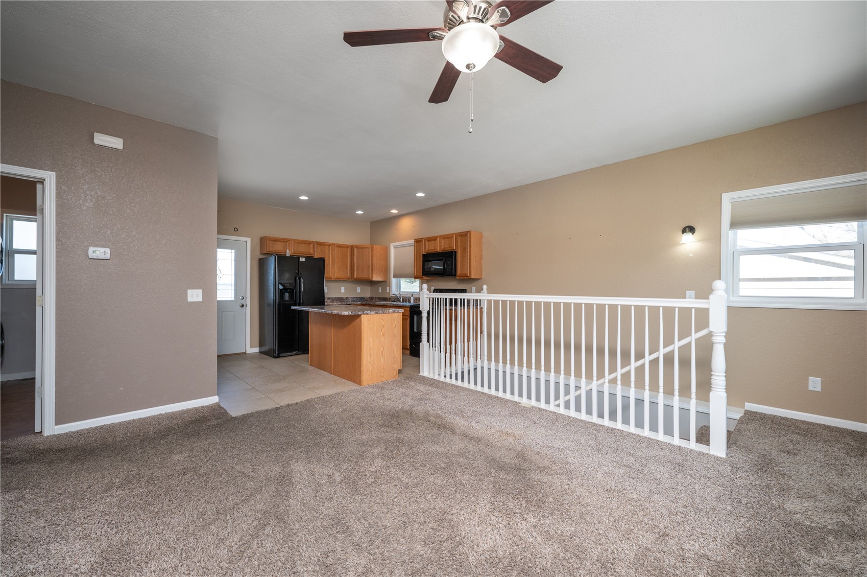 706 Danbury Street NE