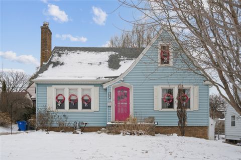 409 20th Street NE Cedar Rapids IA 52402