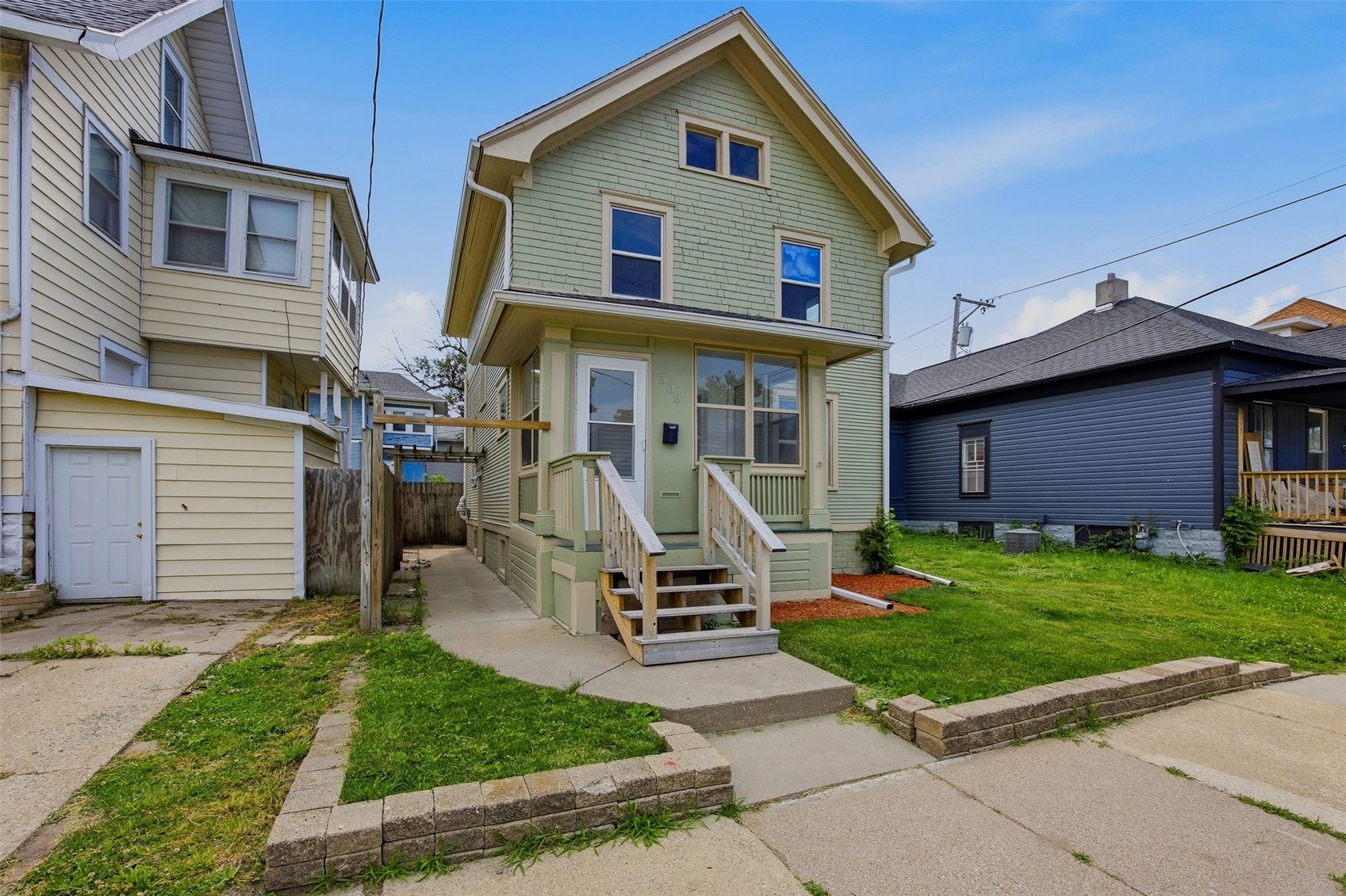 508 16th ST SE