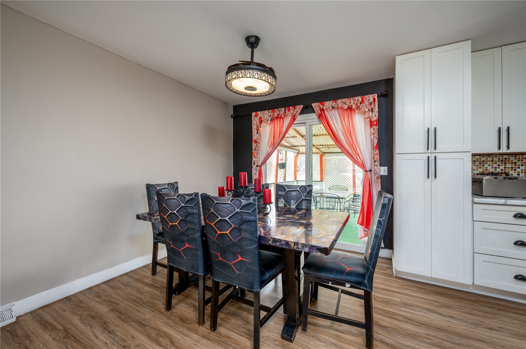 4609 Pineview Drive NE