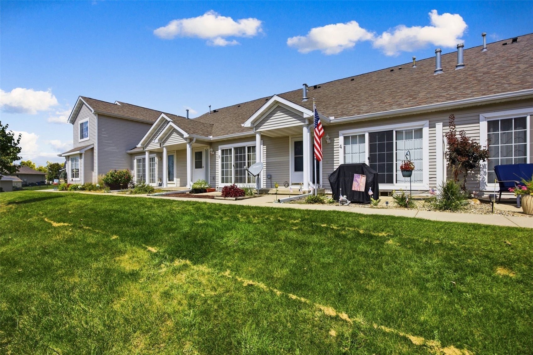 3160 English Glen 4