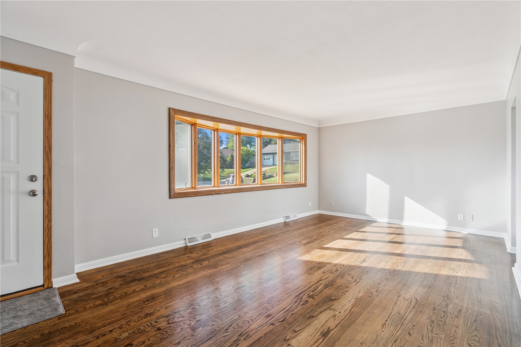 705 Grantwood Drive SE