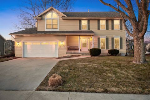 320 Stoney Creek Road NW Cedar Rapids IA 52405