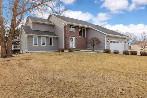 4199 Brookside Drive Marion IA 52302