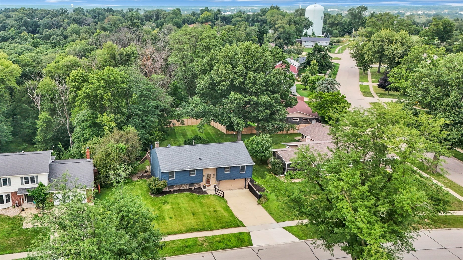 2509 Blue Ridge Drive NE
