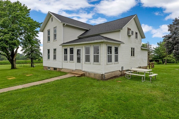 2769 55TH STREET DR, VINTON, IA 52349 - Image 0ba927a9baaad8a20f2e9d4d71ed9a59/453401557
