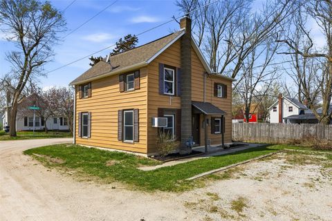 411 Johnson Toddville IA 52341