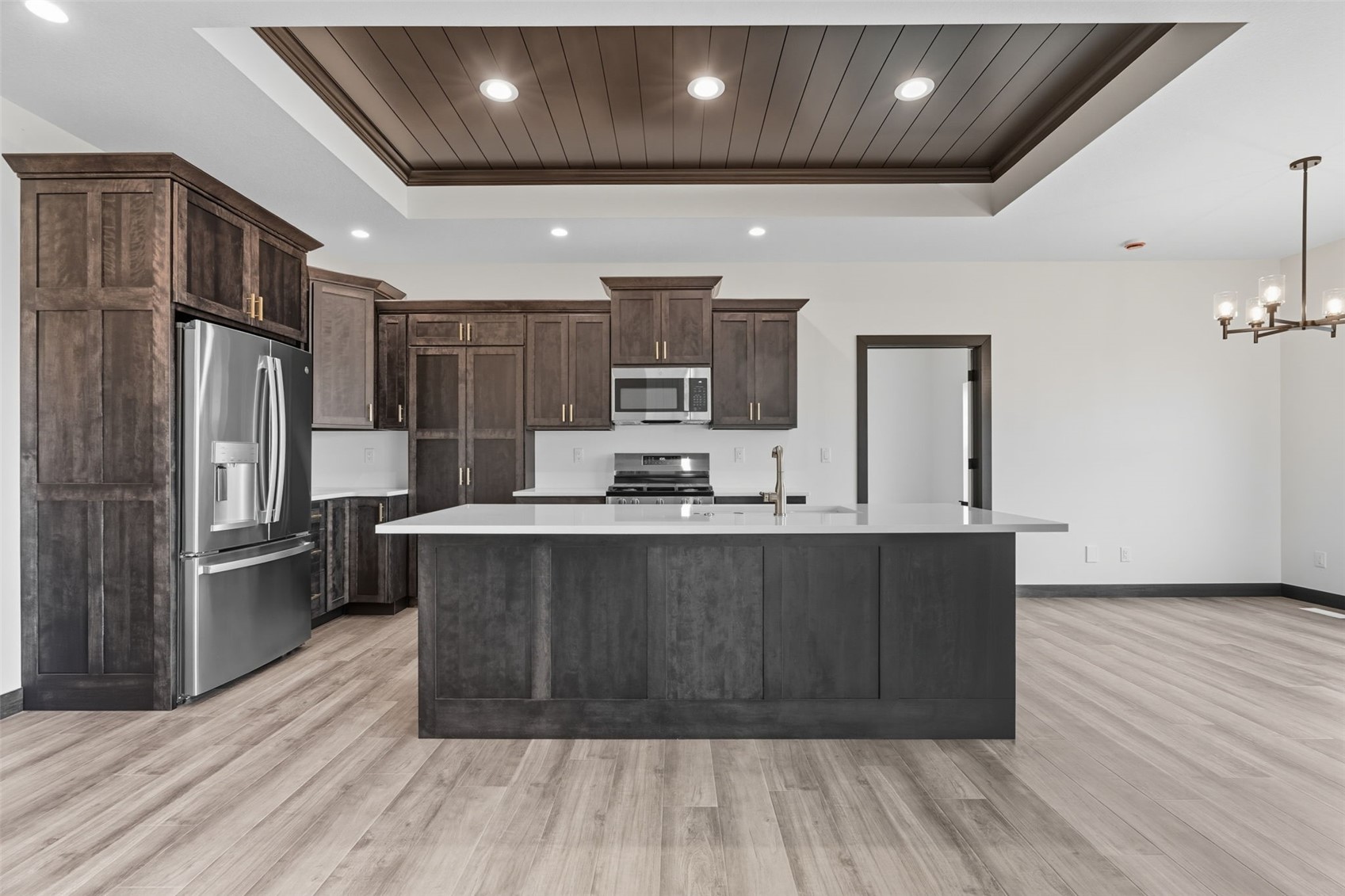 3115 PEREGRINE CT SE