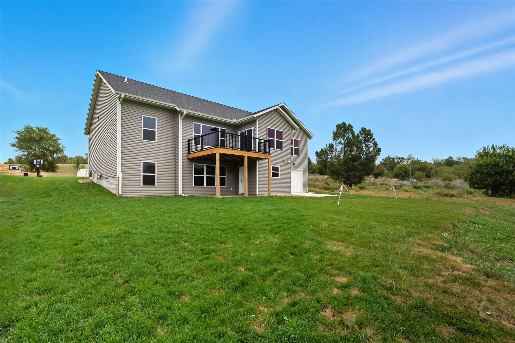 3115 PEREGRINE CT SE