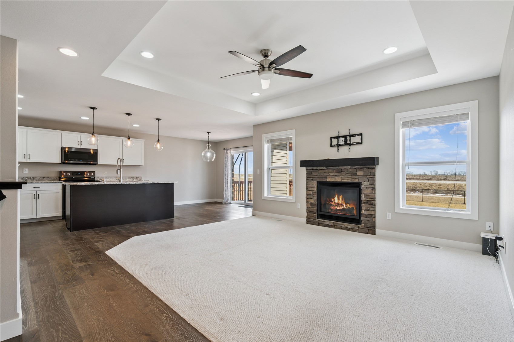 5913 Rock Ridge Drive