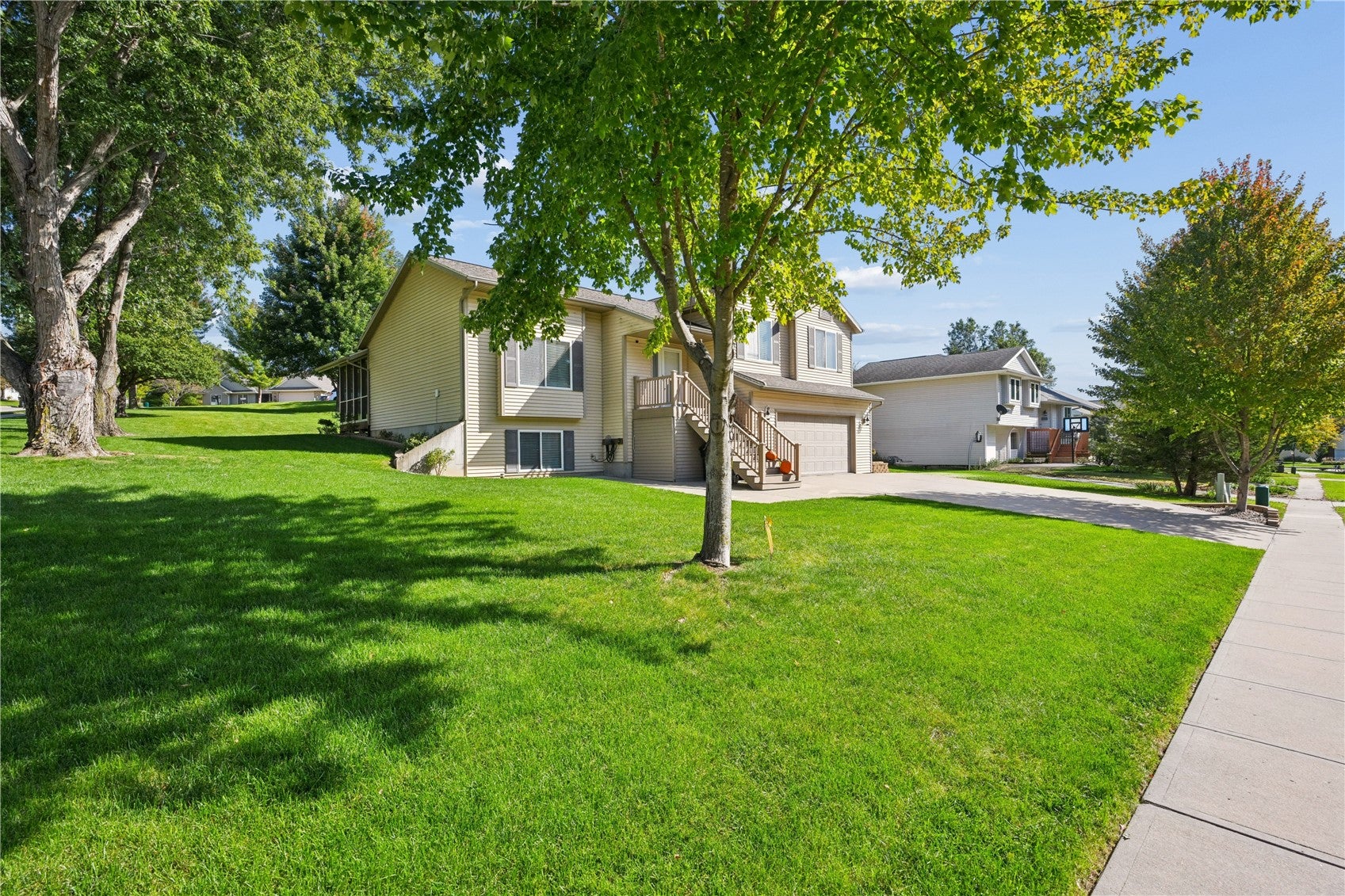 2331 North Ridge Drive