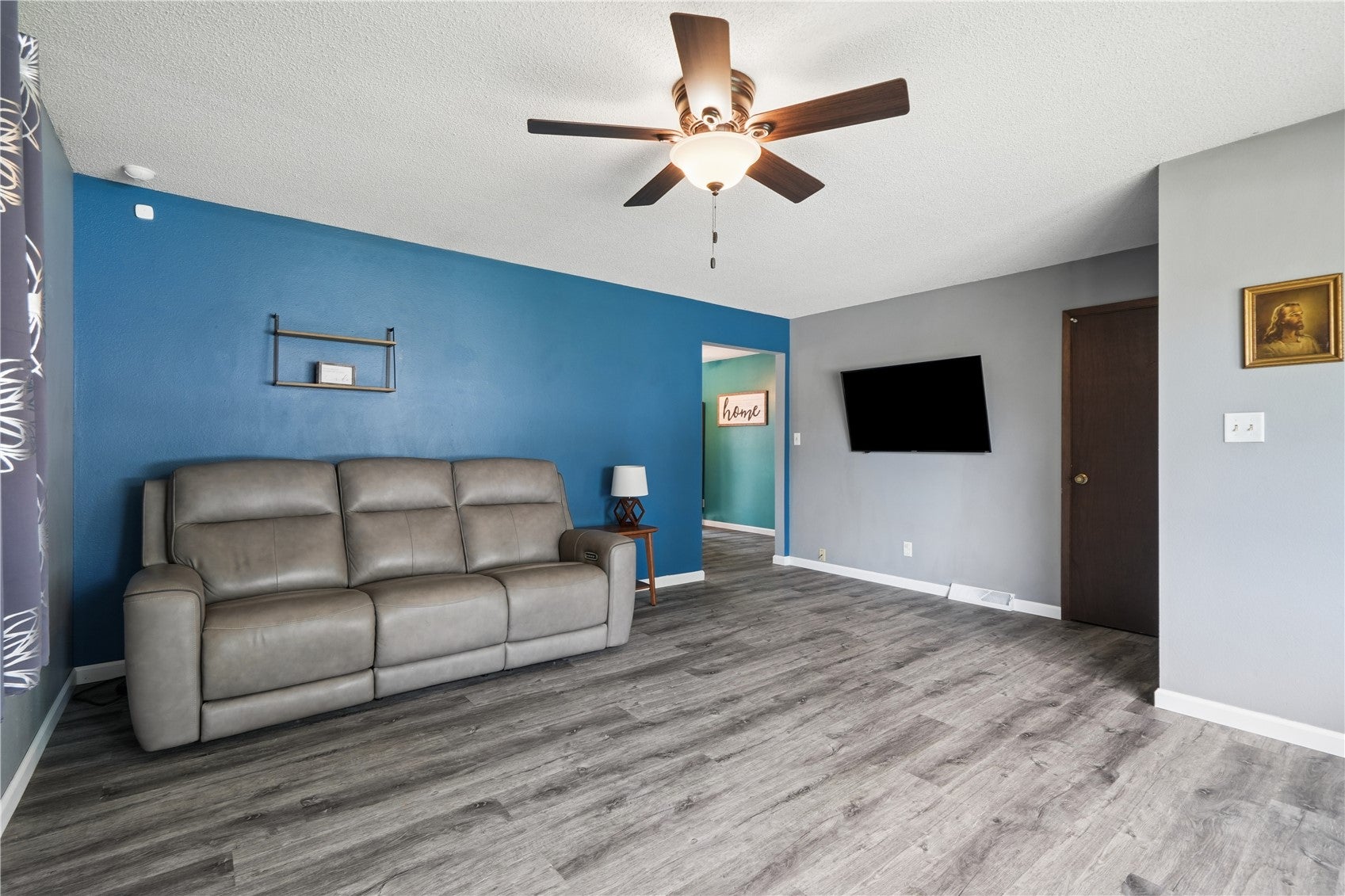 1745 Daleview Dr