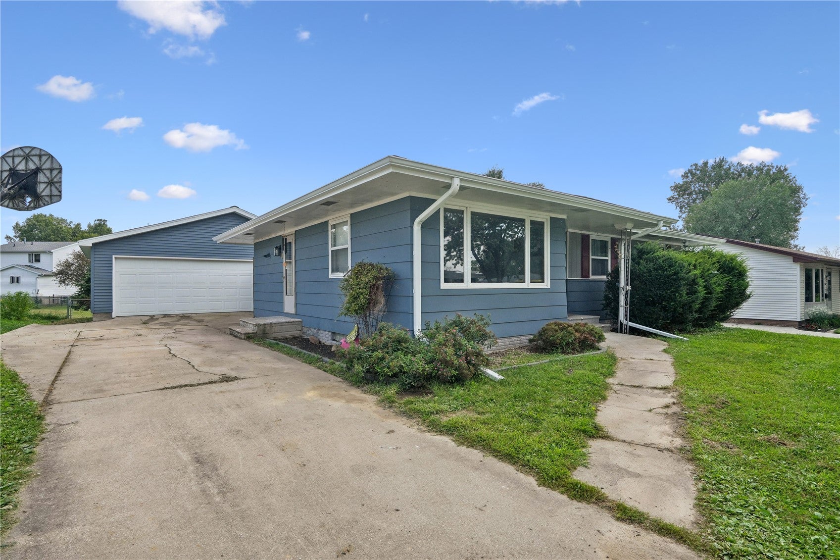 1745 Daleview Dr