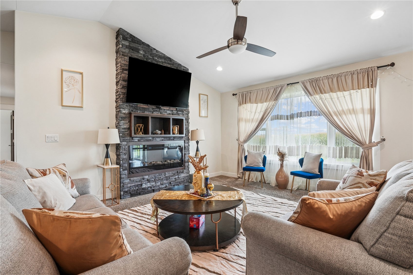 2786 Creekview Trail