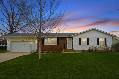 2201 Balsam Dr SW Cedar Rapids IA 52404