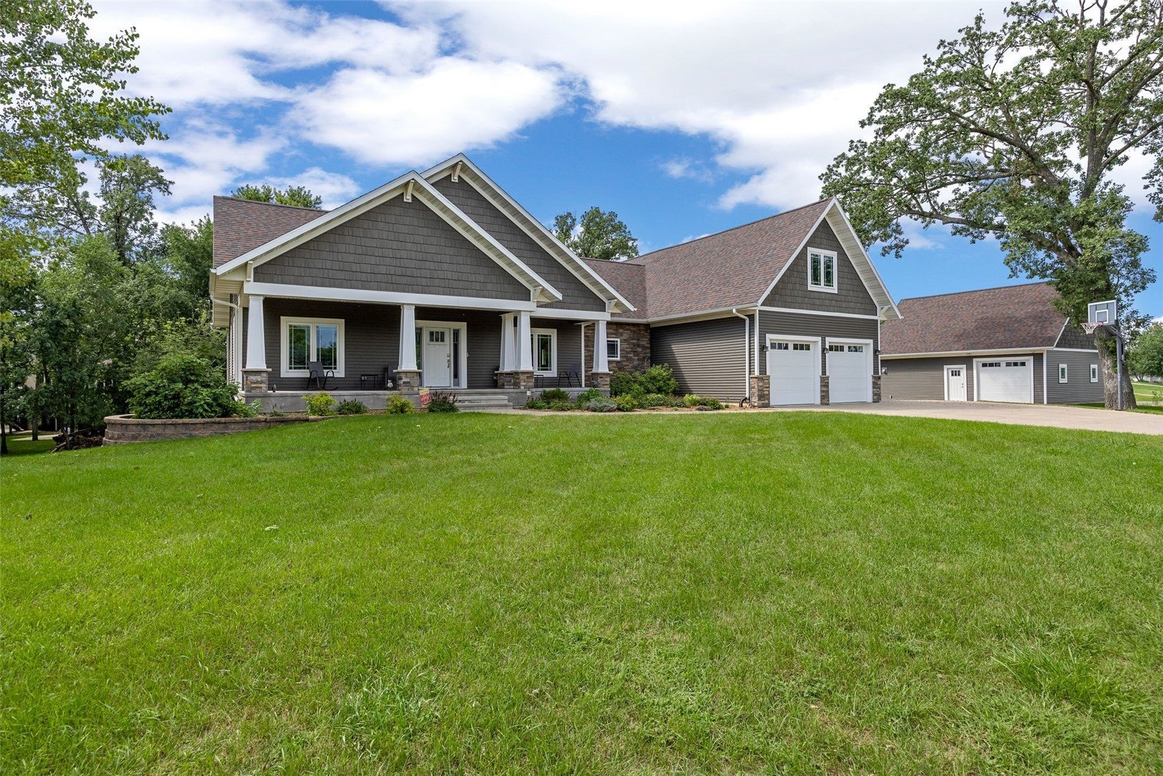5001 Dewees Court