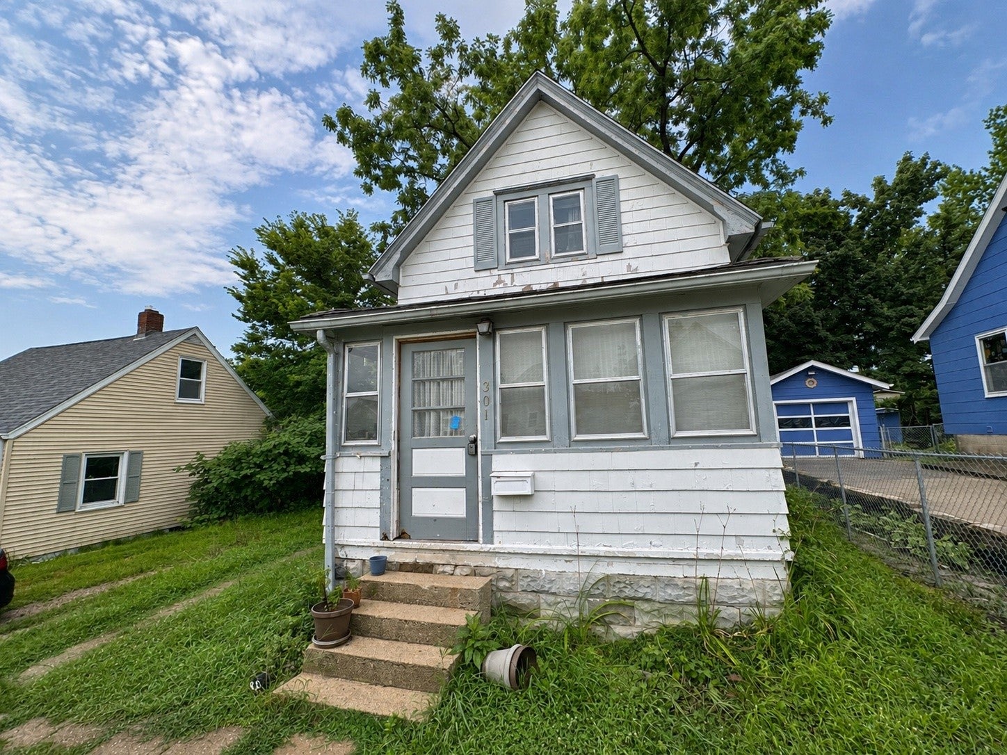 301 31st St Drive SE