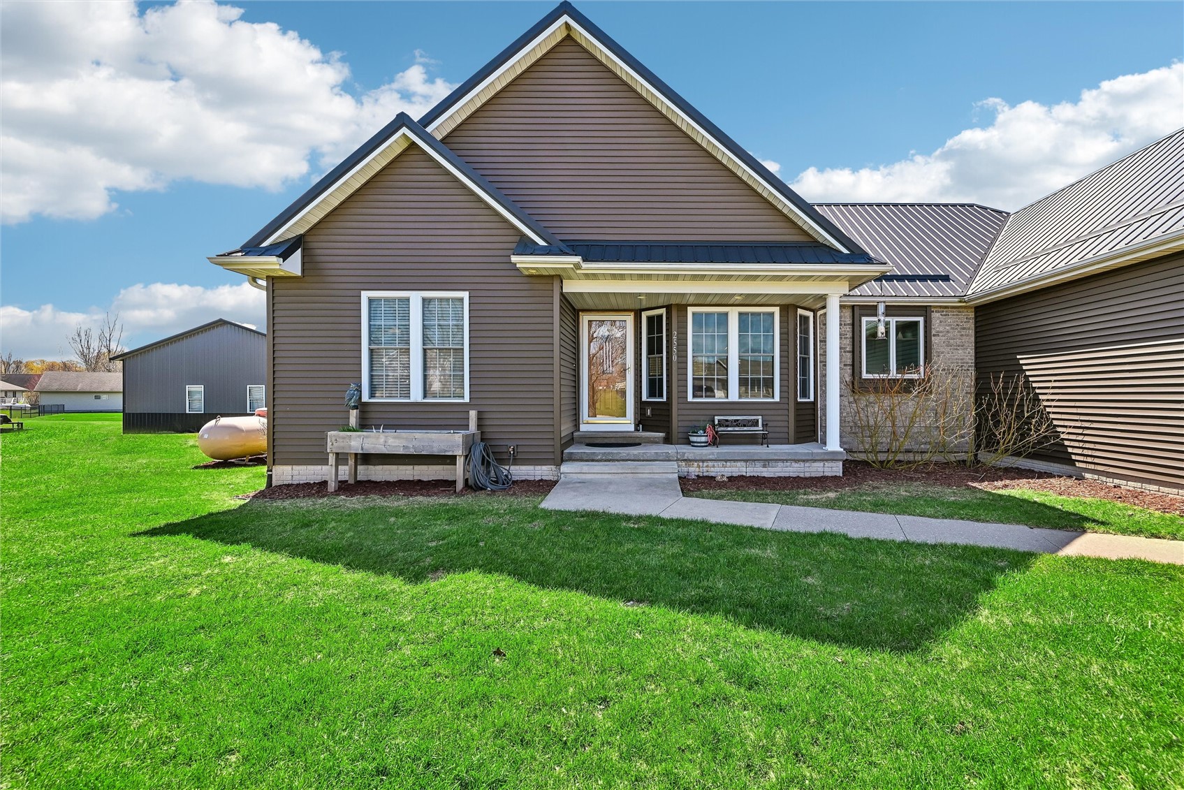 2550 Meadow View Drive