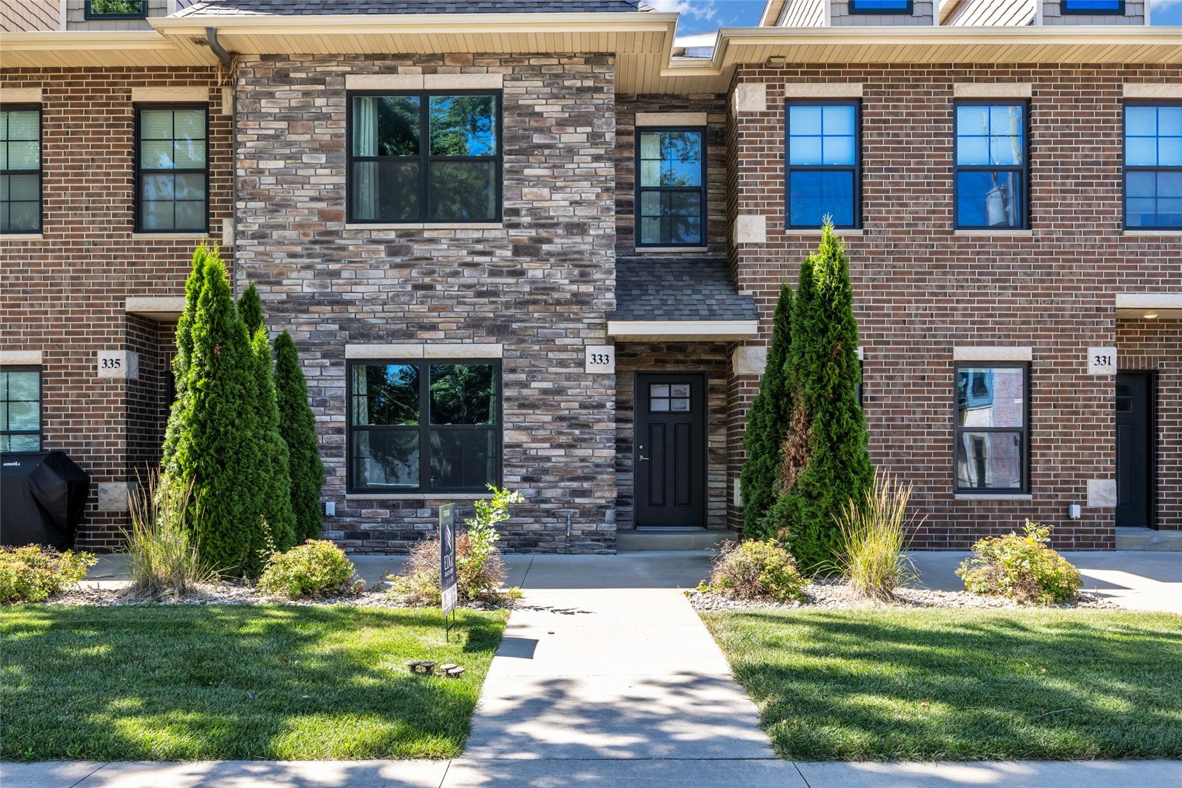 333 E Main St