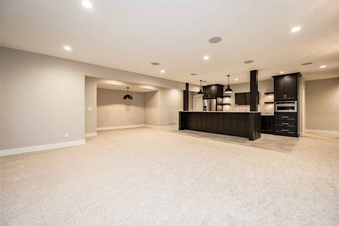 Swisher, Iowa, 52338, United States, 3 Bedrooms Bedrooms, ,3 BathroomsBathrooms,Residential,Active,1993685