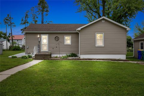 204 Johnson Street SW Shellsburg IA 52332