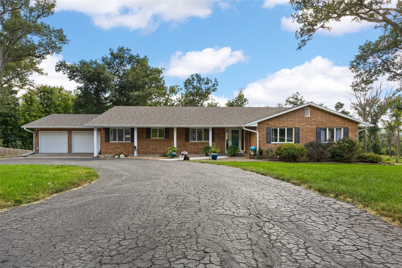 4349 Eaglemere CT SE