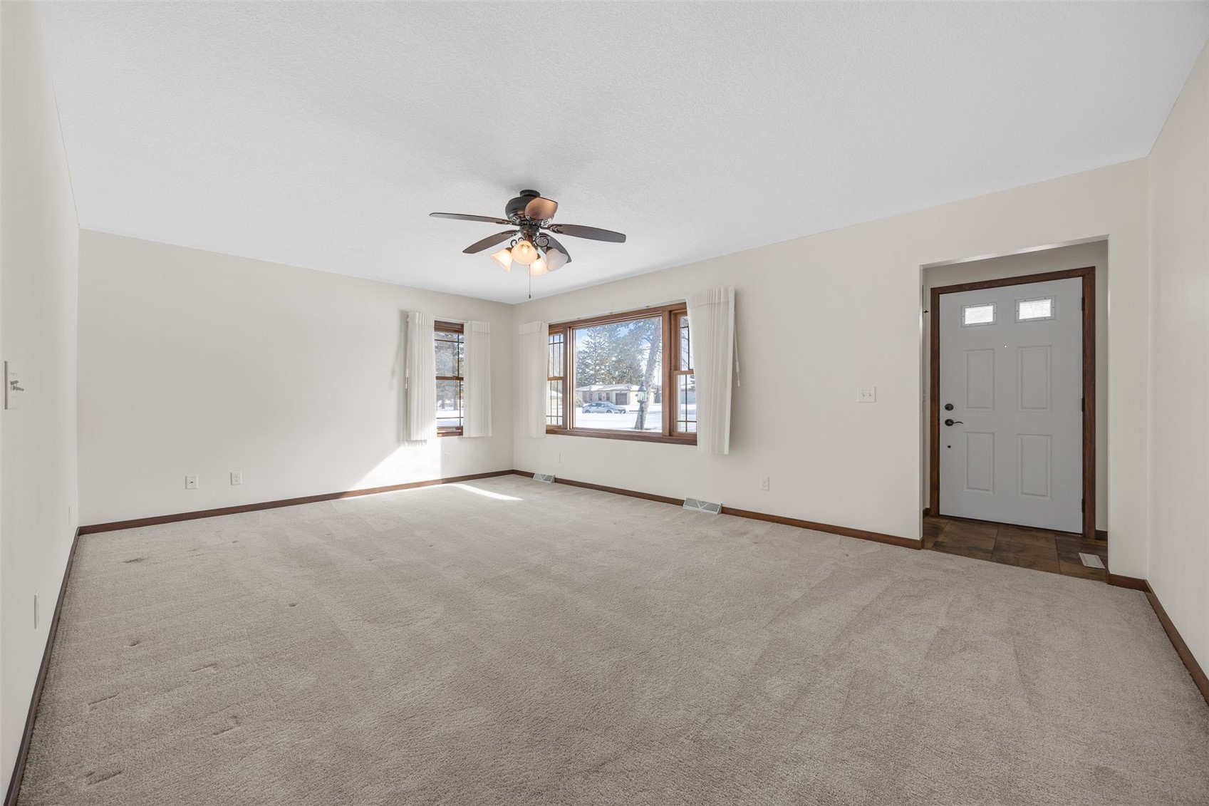 3103 Hillcrest Drive