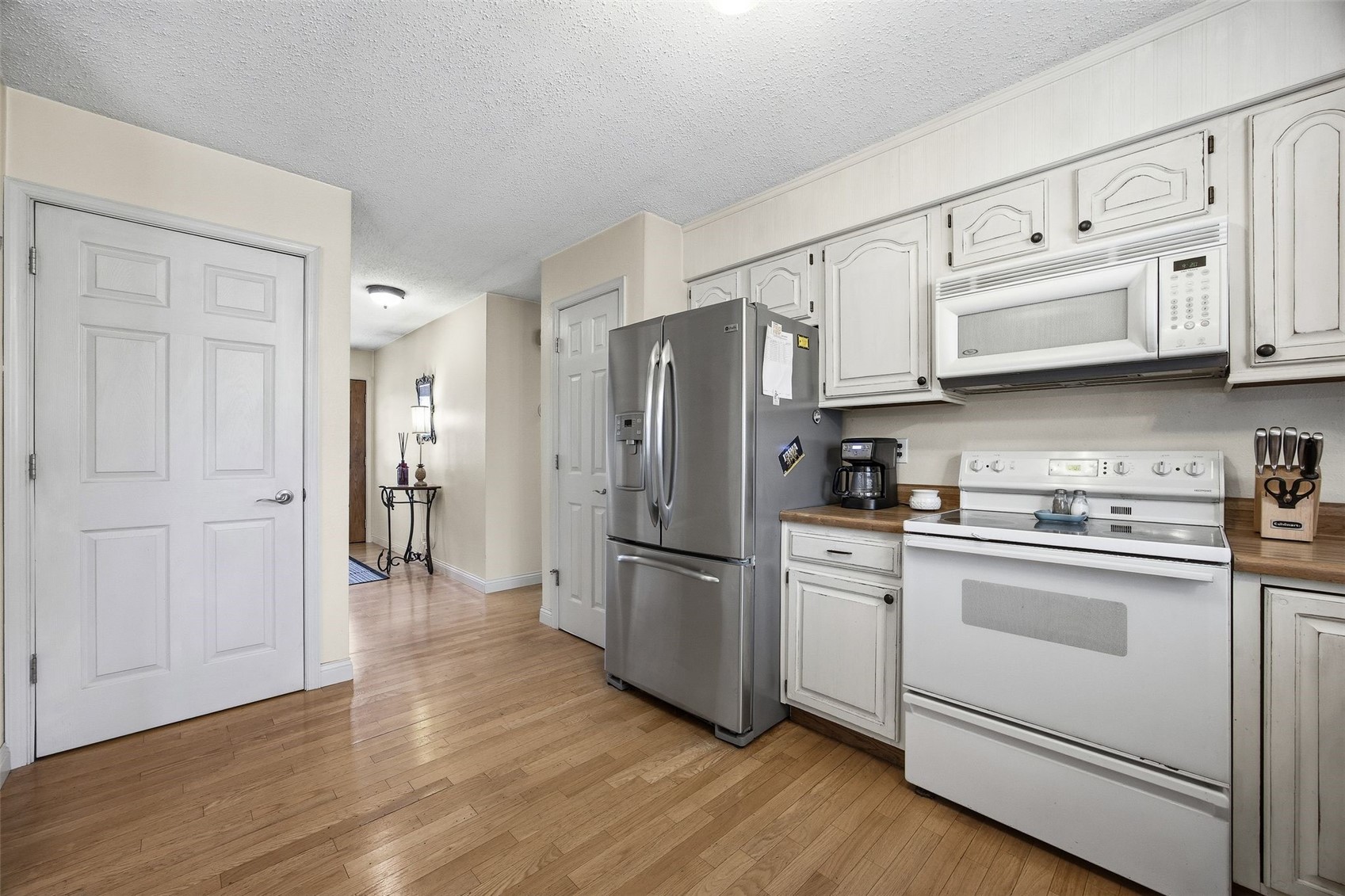 2111 Sandalwood Dr NE