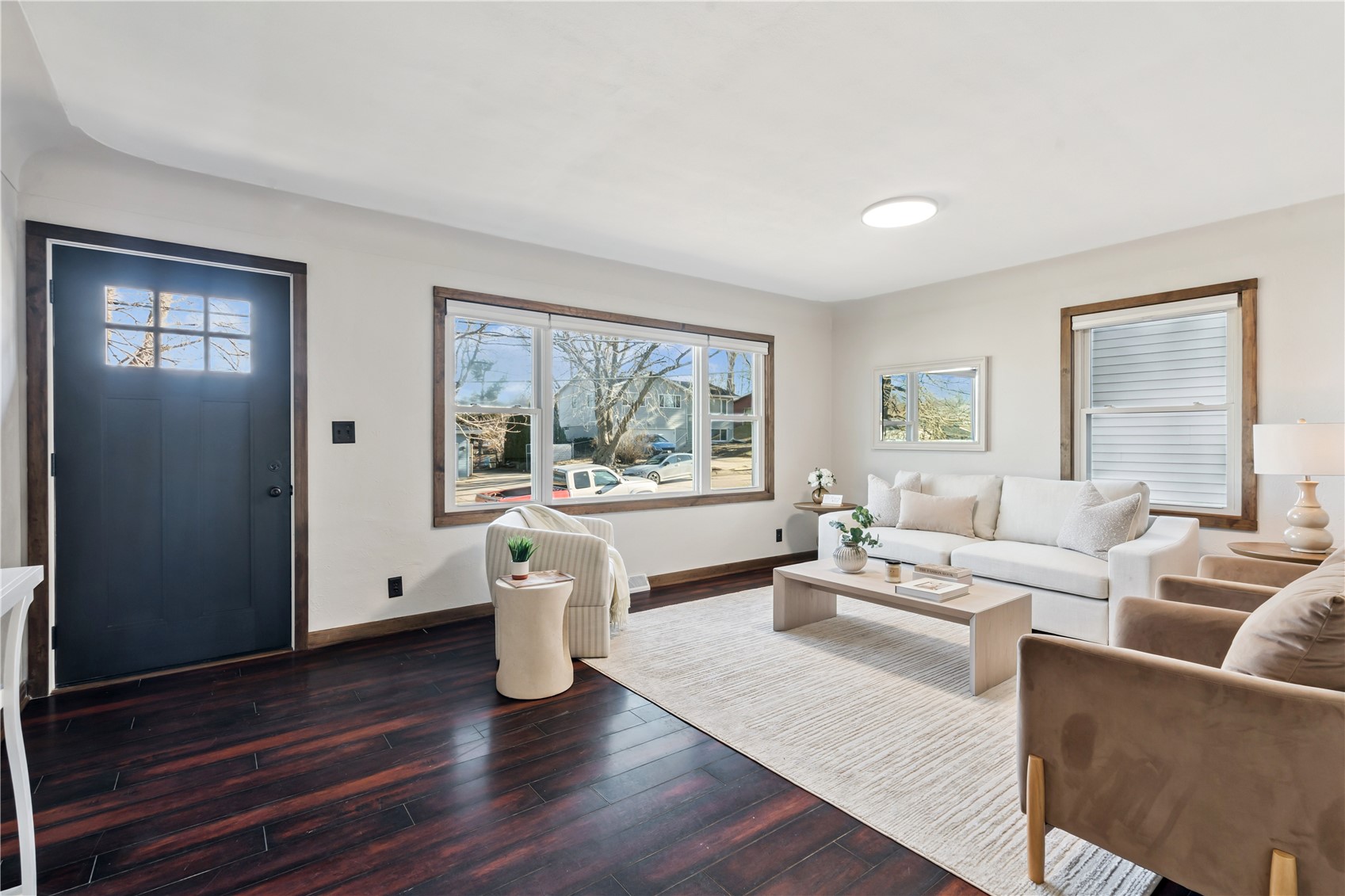 1536 Woodside Drive NW