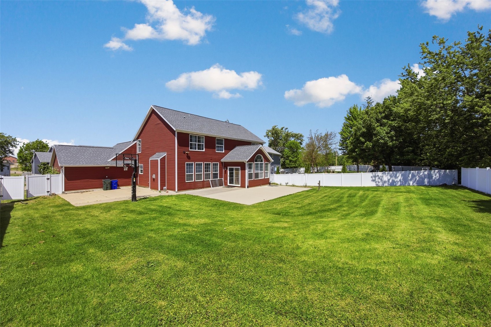 161 Autumn Woods Drive NW